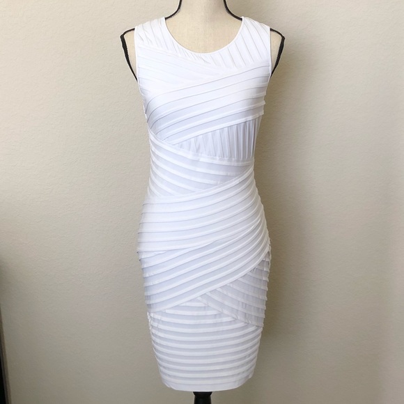 🚫SOLD🚫Calvin Klein White Sleeveless Sheath - Picture 3 of 7